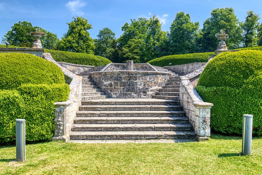 hdr abdij van Jumieges abbaye ruine religie religion rooms katholiek kerkfotografie kerk basiliek kathedraal Jumièges erfgoed christus maria
